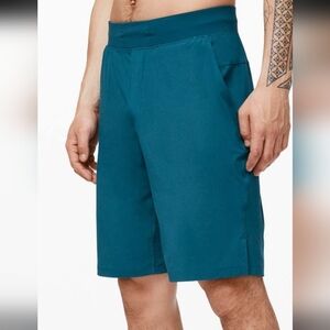 K-Swiss Men's Teal Flat Front Shorts